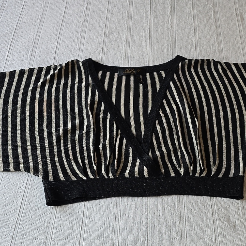 Shelley M Metallic Stripe Crop Wrap Top Size S - Picture 10 of 16